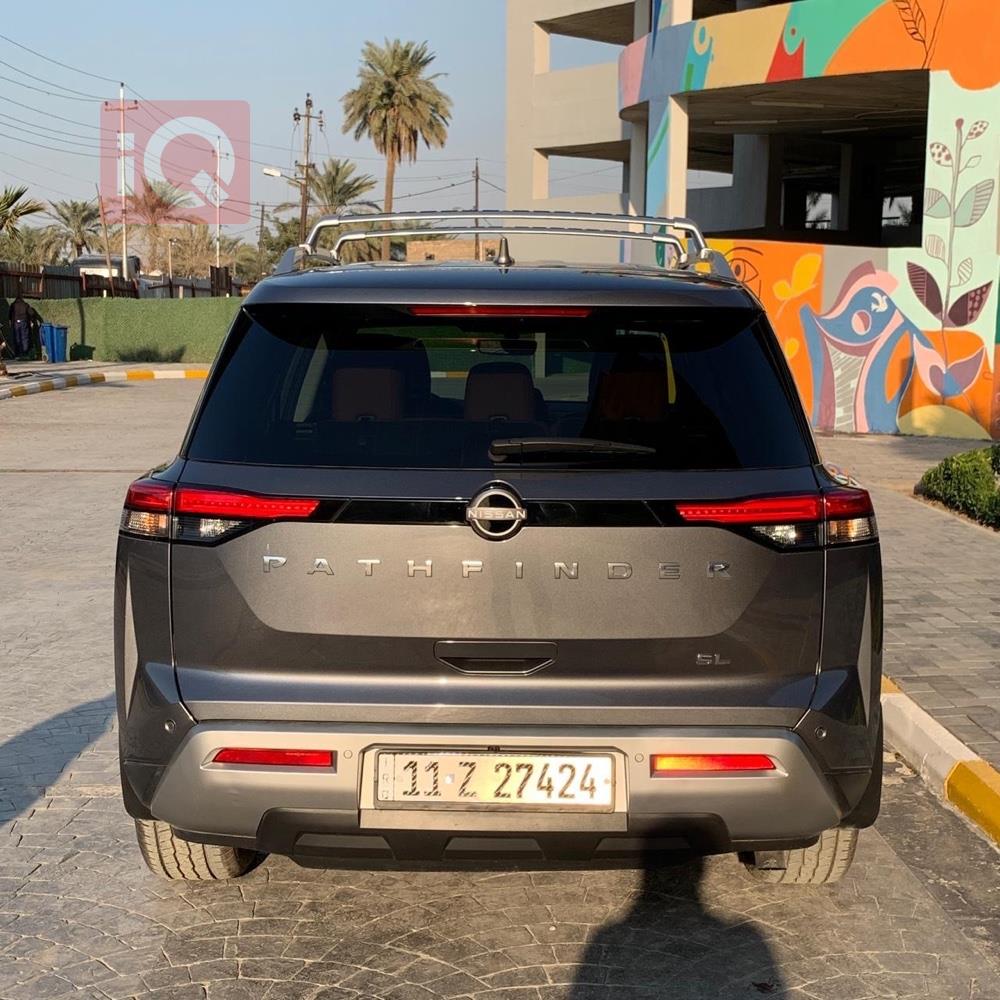 Nissan Pathfinder